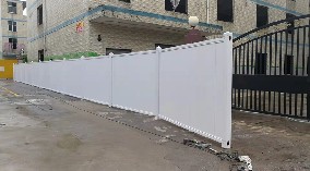 臨時圍擋廠(chǎng)傢(jia)直供-旭東工(gong)程(cheng)圍擋推薦品(pin)牌